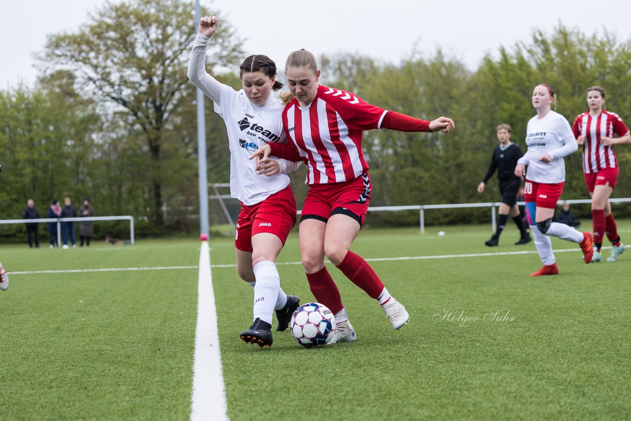 Bild 112 - wBJ SV Wahlstedt - TuS Tensfeld : Ergebnis: 0:0